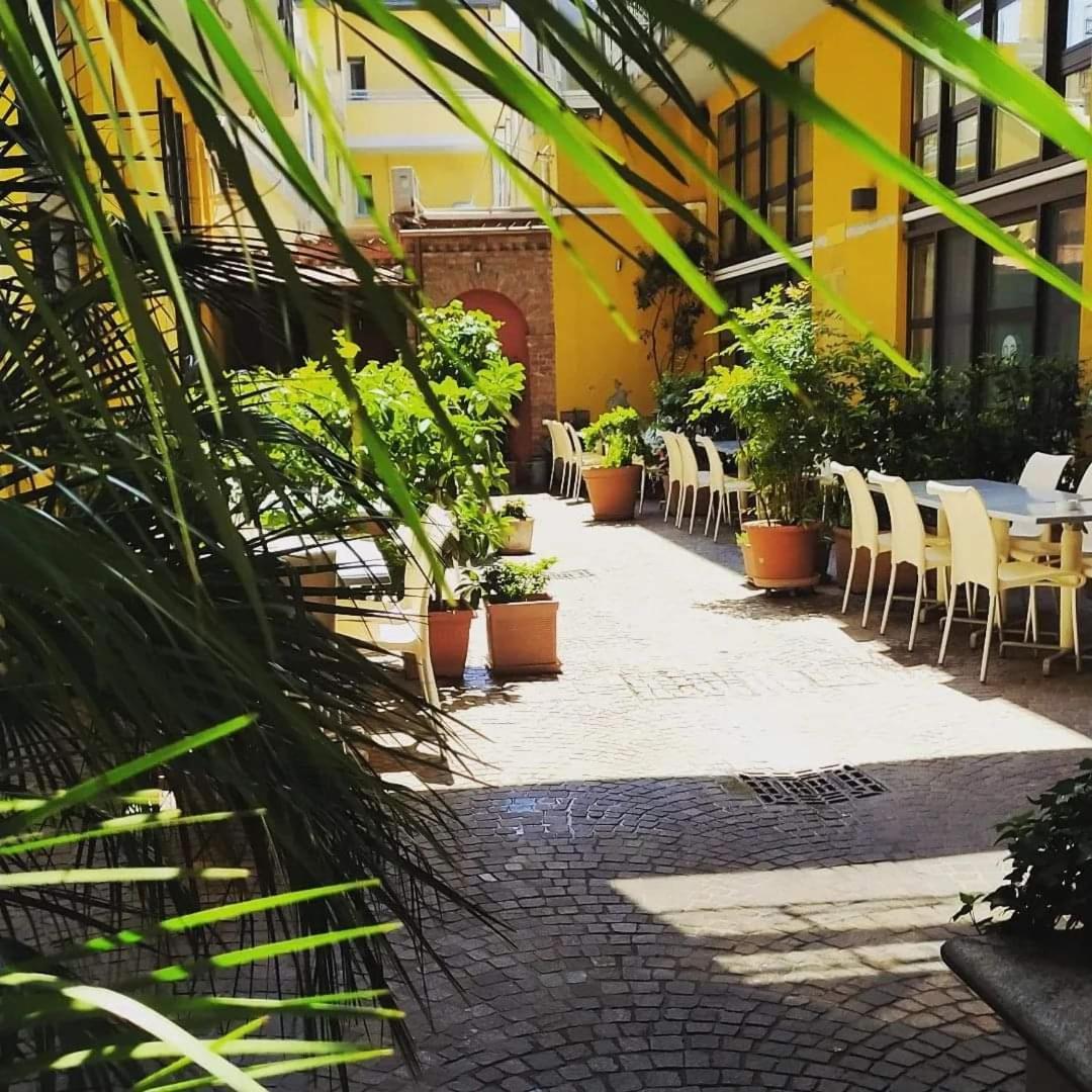 德拉凯普斯特拉诺公馆酒店 米兰 外观 照片